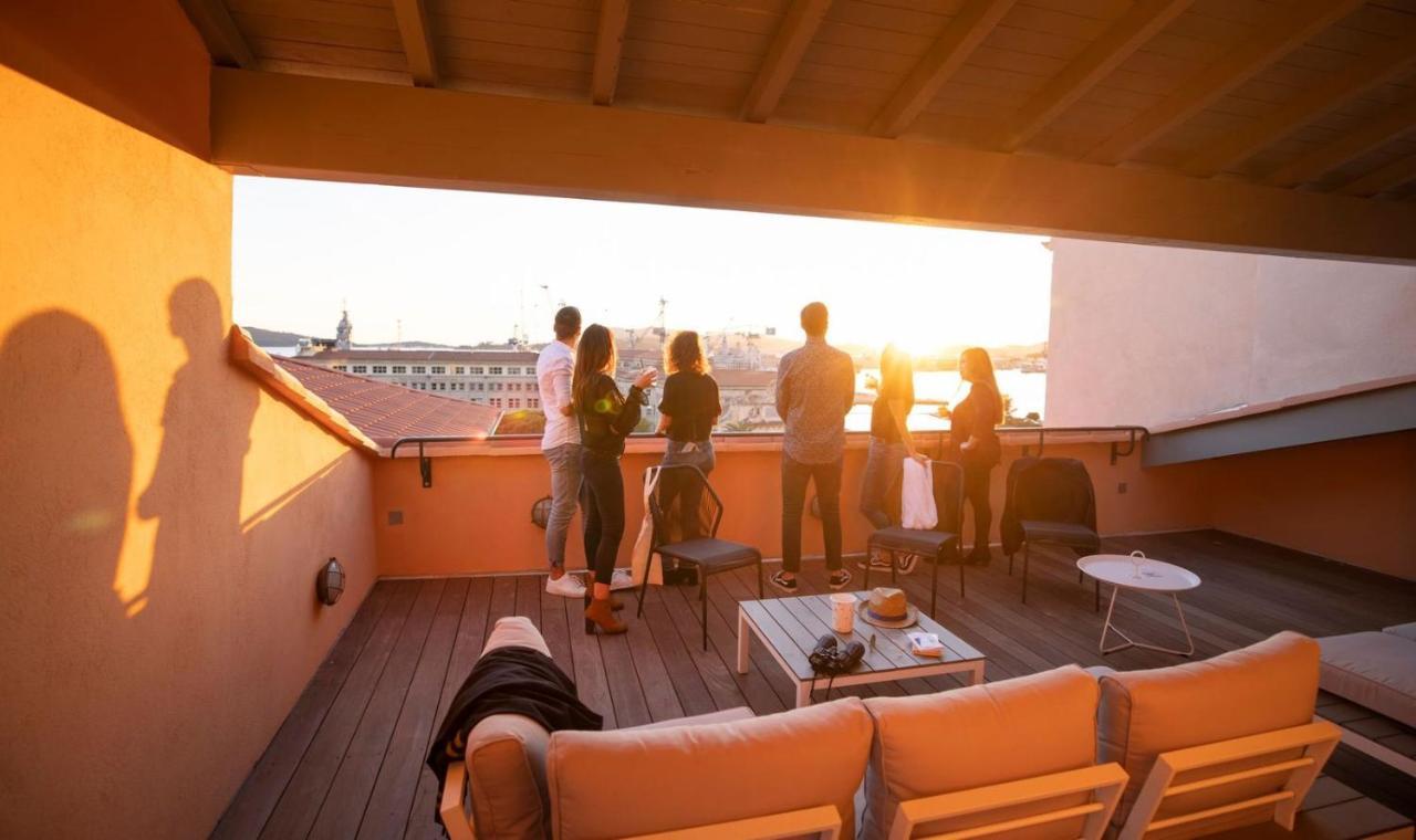 L'Eautel Toulon Centre Port Hotel Екстериор снимка