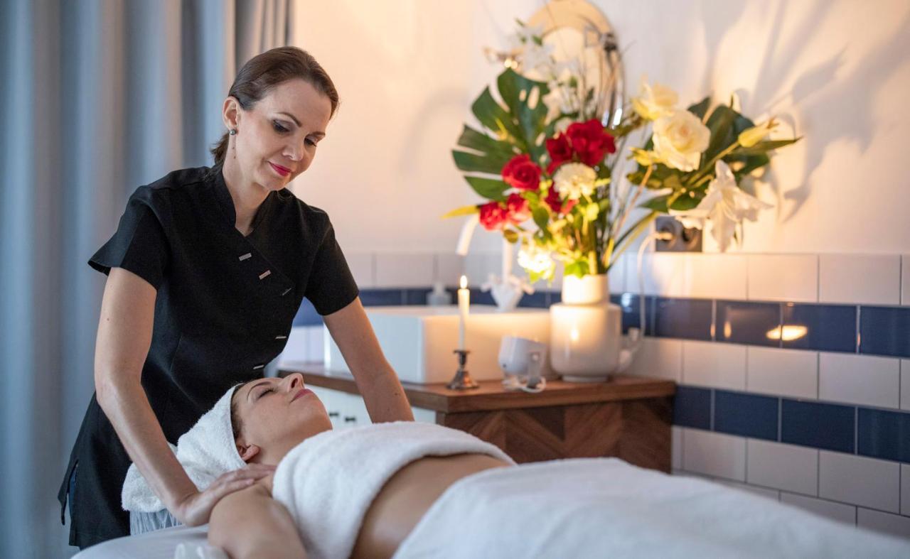 L'Eautel Toulon Centre Port Hotel Екстериор снимка